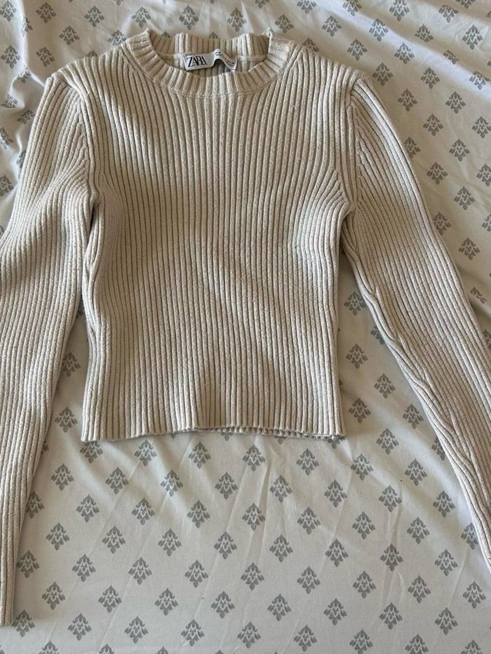 ZARA Beige Ribbed Crew Neck Sweater